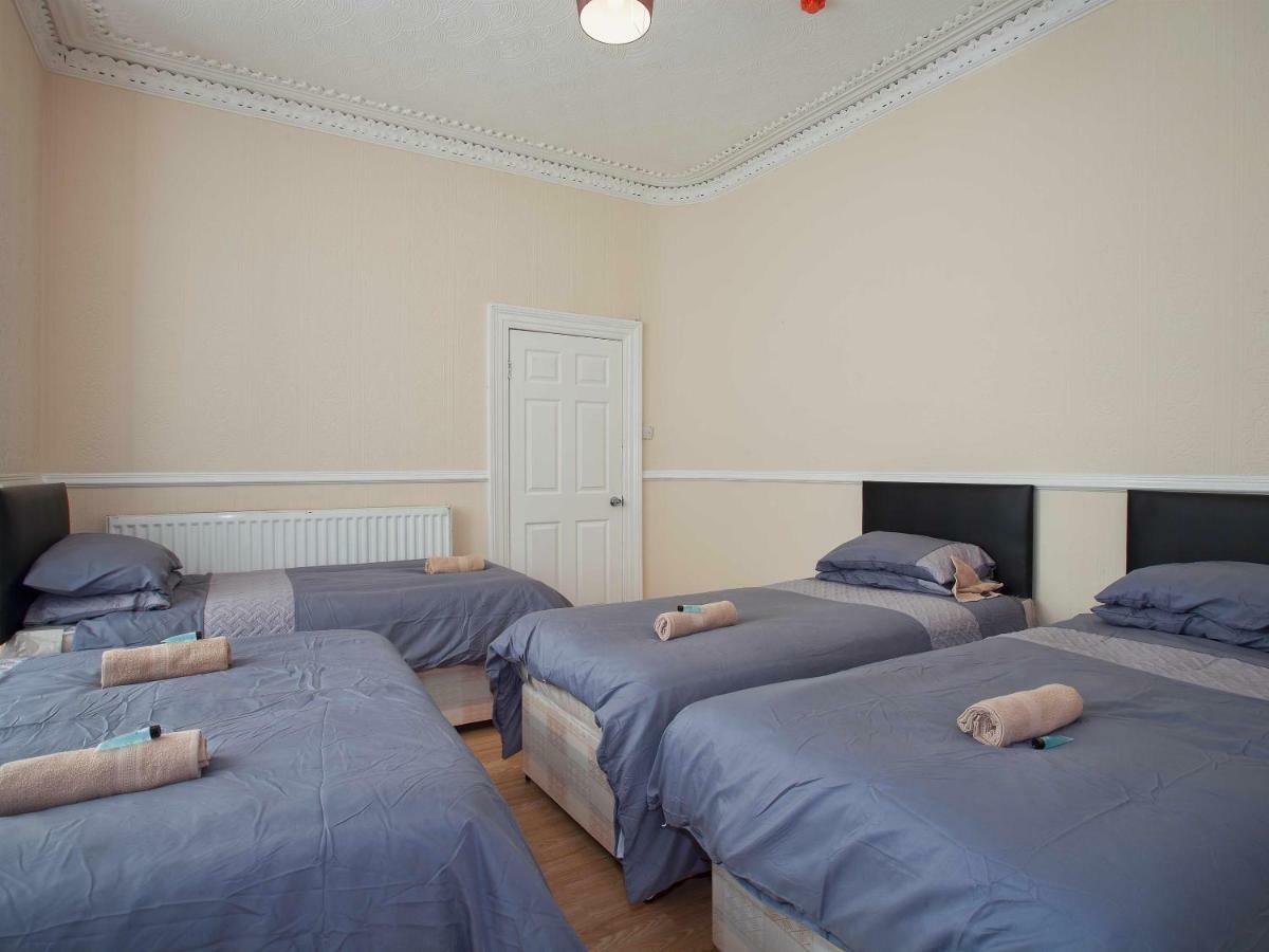 Crew Rooms Anfield Liverpool Extérieur photo